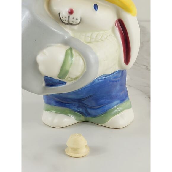 Pottery Rabbit Bunny Gardener Easter Salt Shaker 5 1/4" TIC USA Ceramic Vintage - Picture 4 of 16